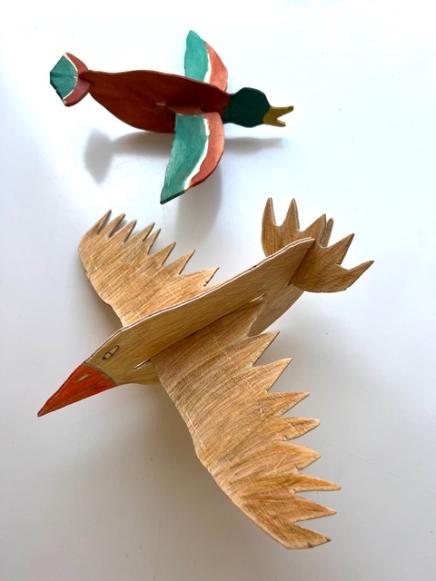 Vögel aus Holz, Laubsägearbeit