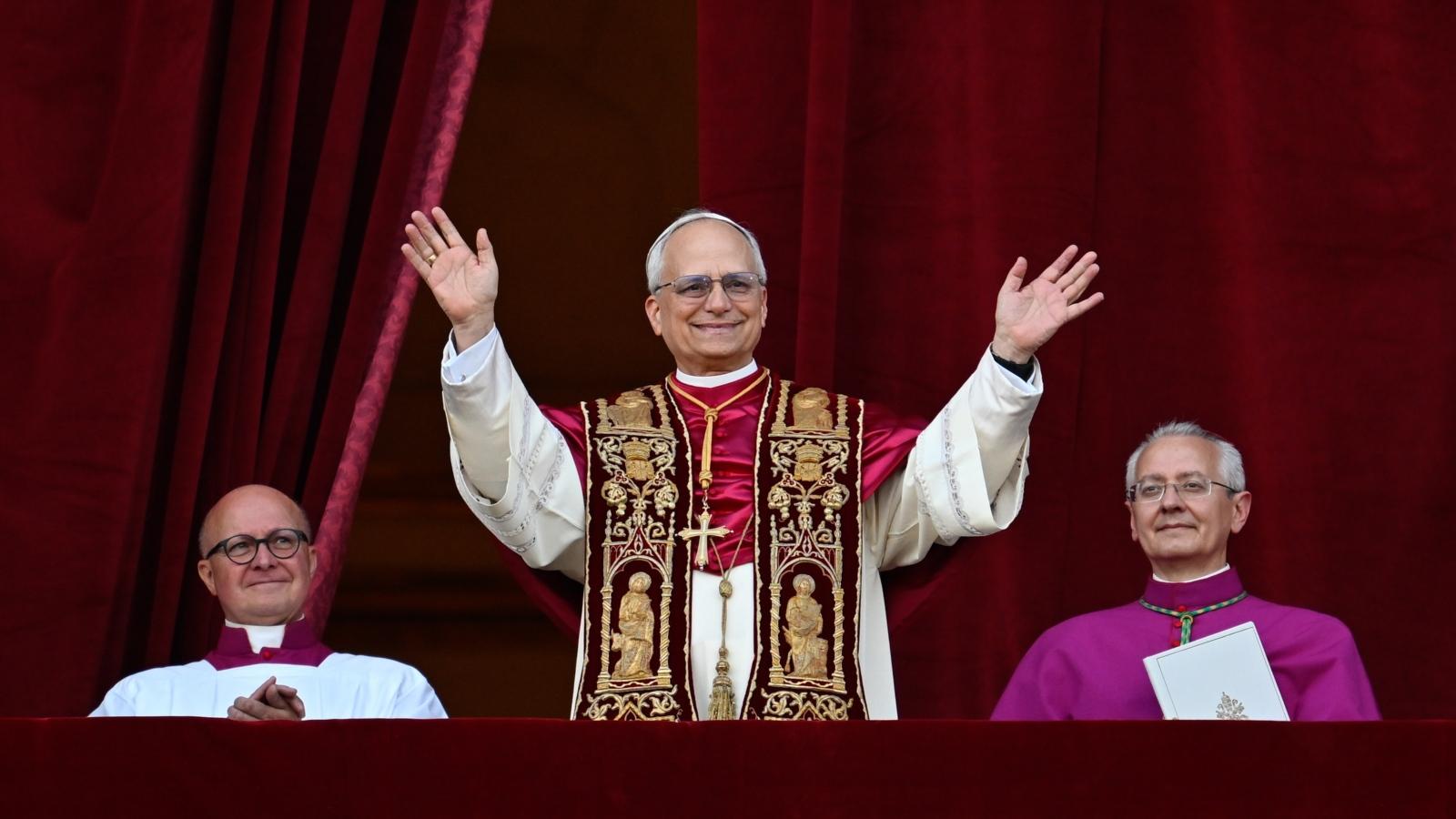 Papst Leo XIV auf dem Balkon