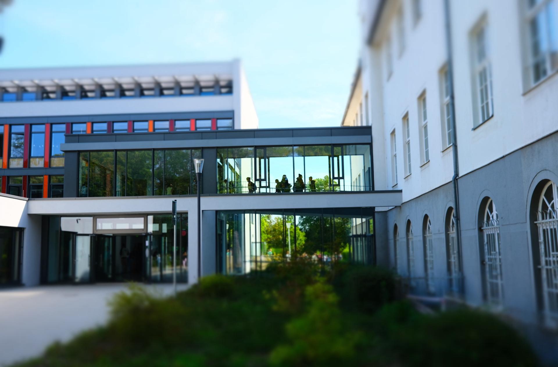 Verbindungsbau zwischen Alt- und Neubau
